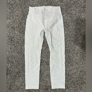 Lululemon 3/4 cropped wunder train leggings!